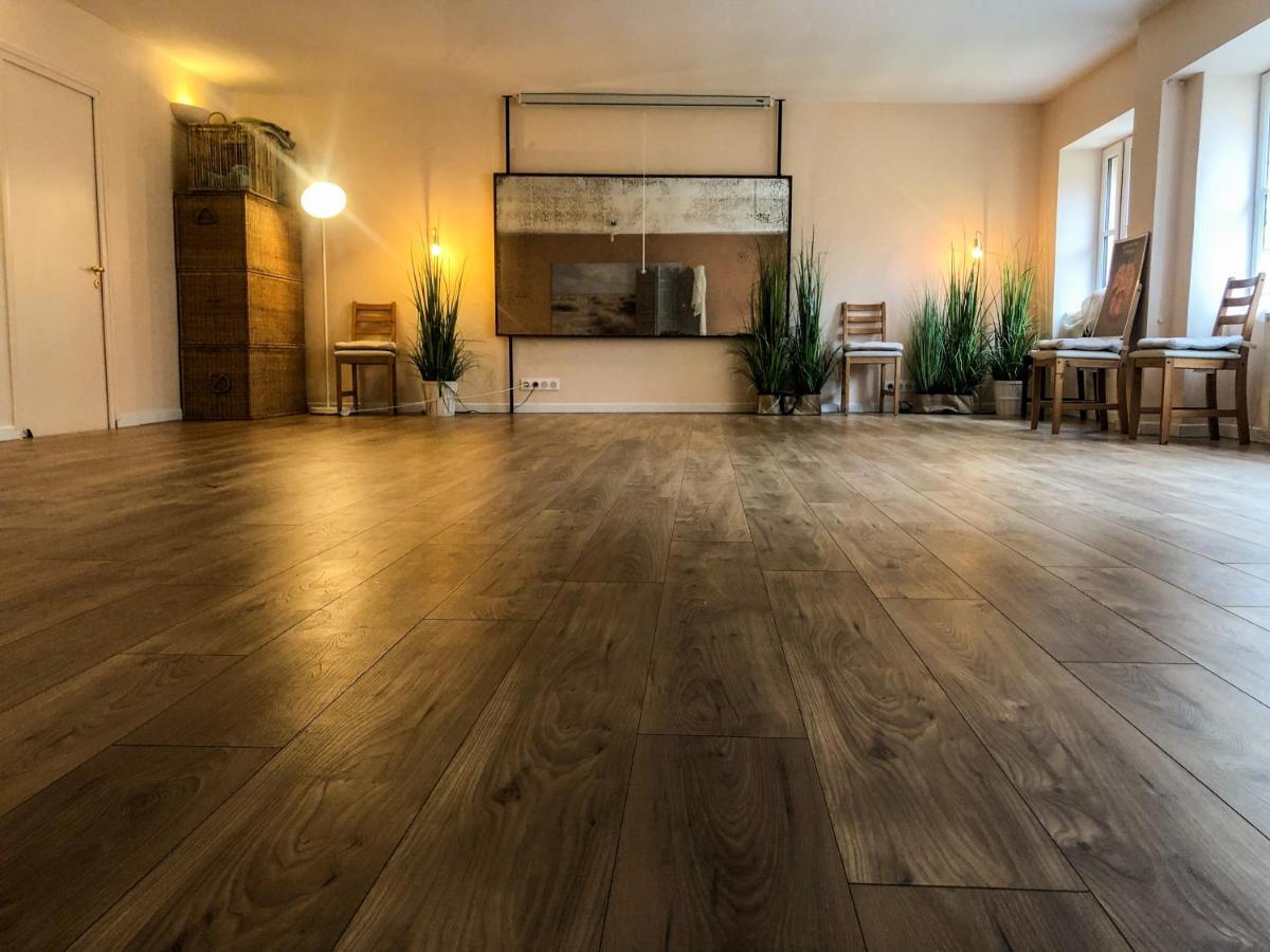 Maison D'Hotes Et Bien-Etre Ahimsa Verrières-le-Buisson Esterno foto