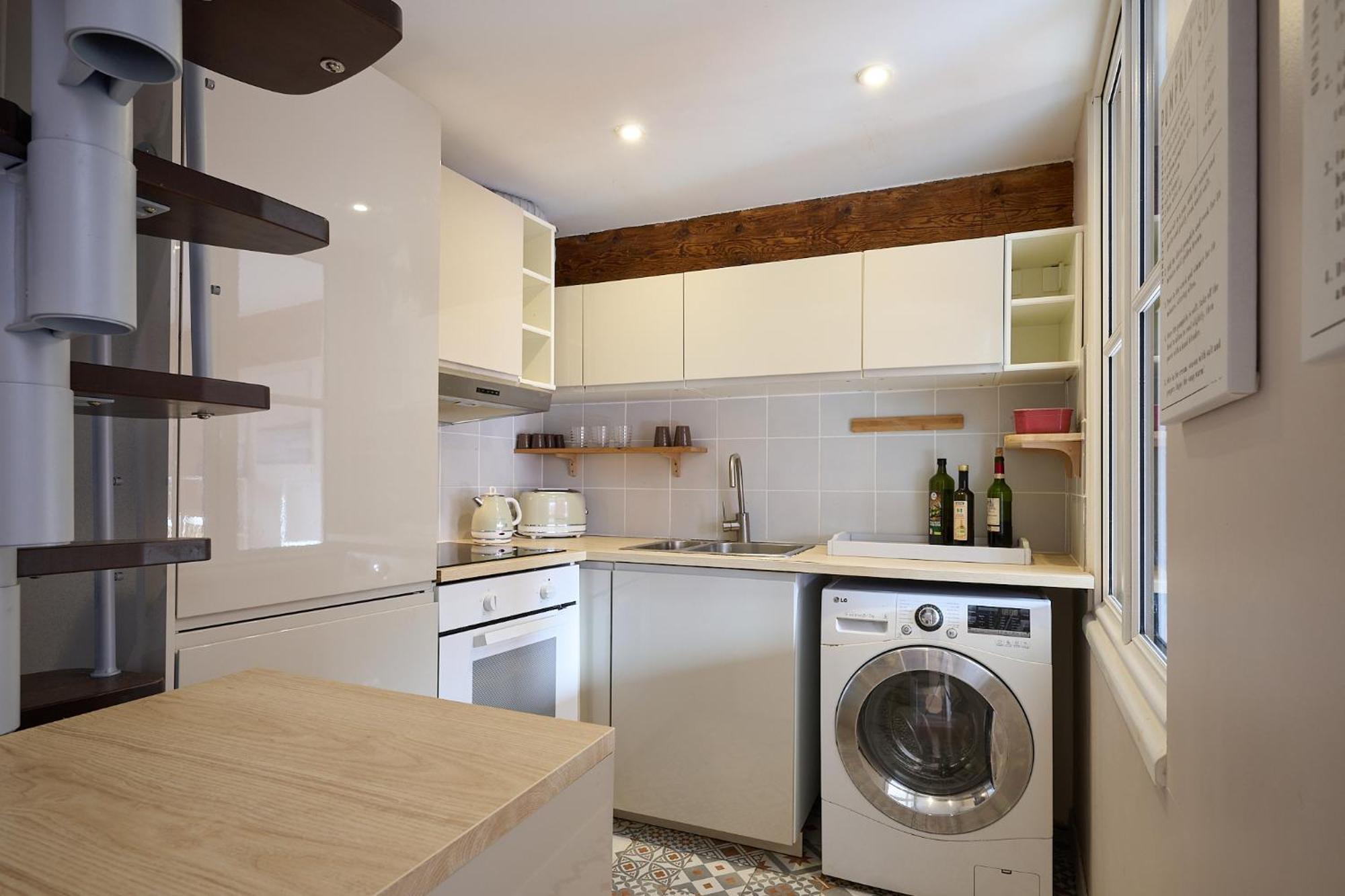 Maison D'Hotes Et Bien-Etre Ahimsa Verrières-le-Buisson Esterno foto