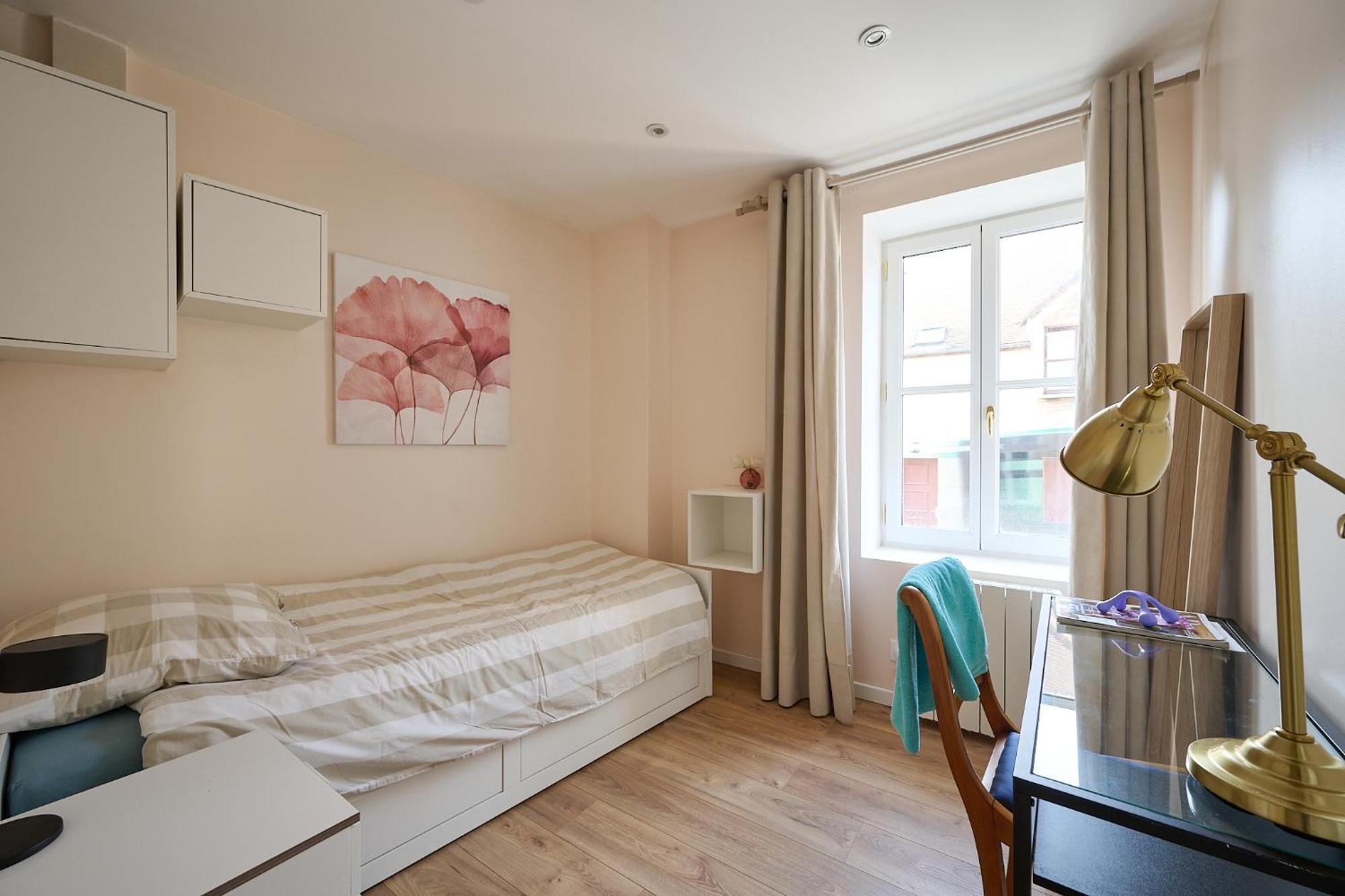 Maison D'Hotes Et Bien-Etre Ahimsa Verrières-le-Buisson Esterno foto